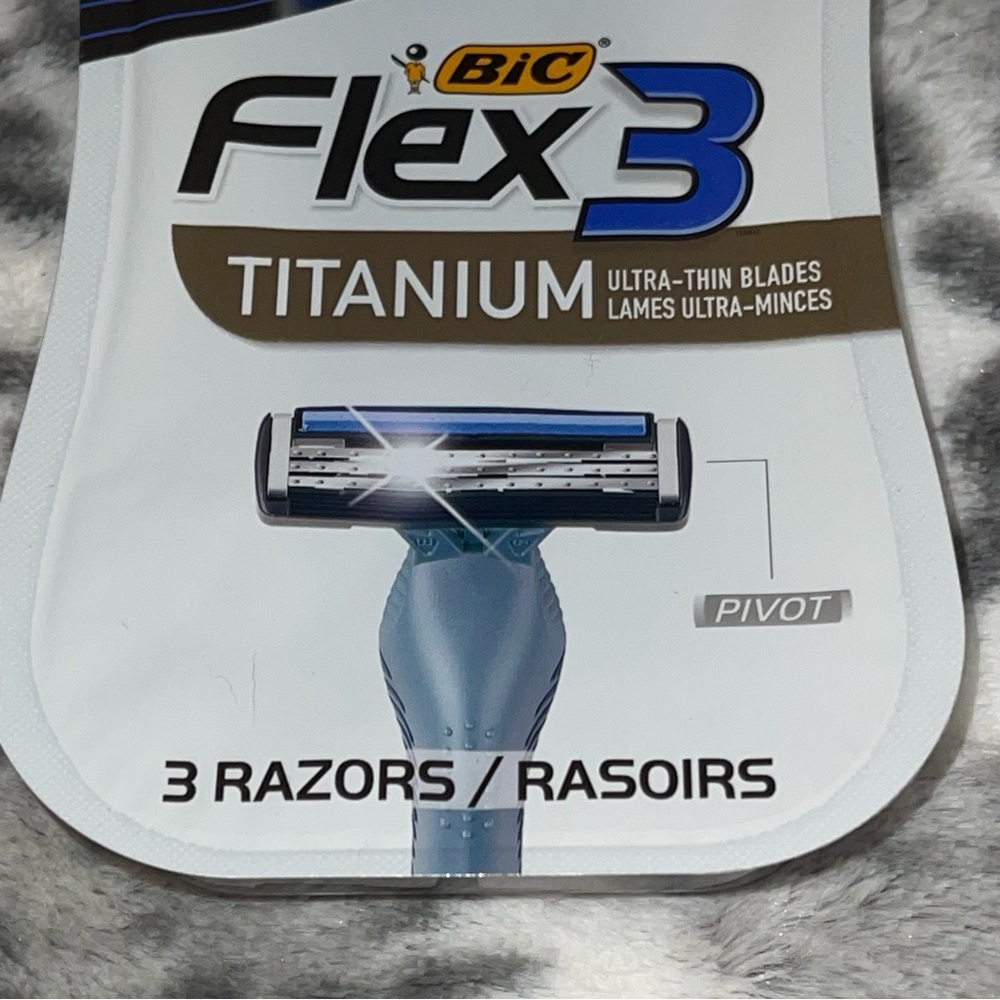 Bic Men’s Razor Pack - Picture 3 of 7